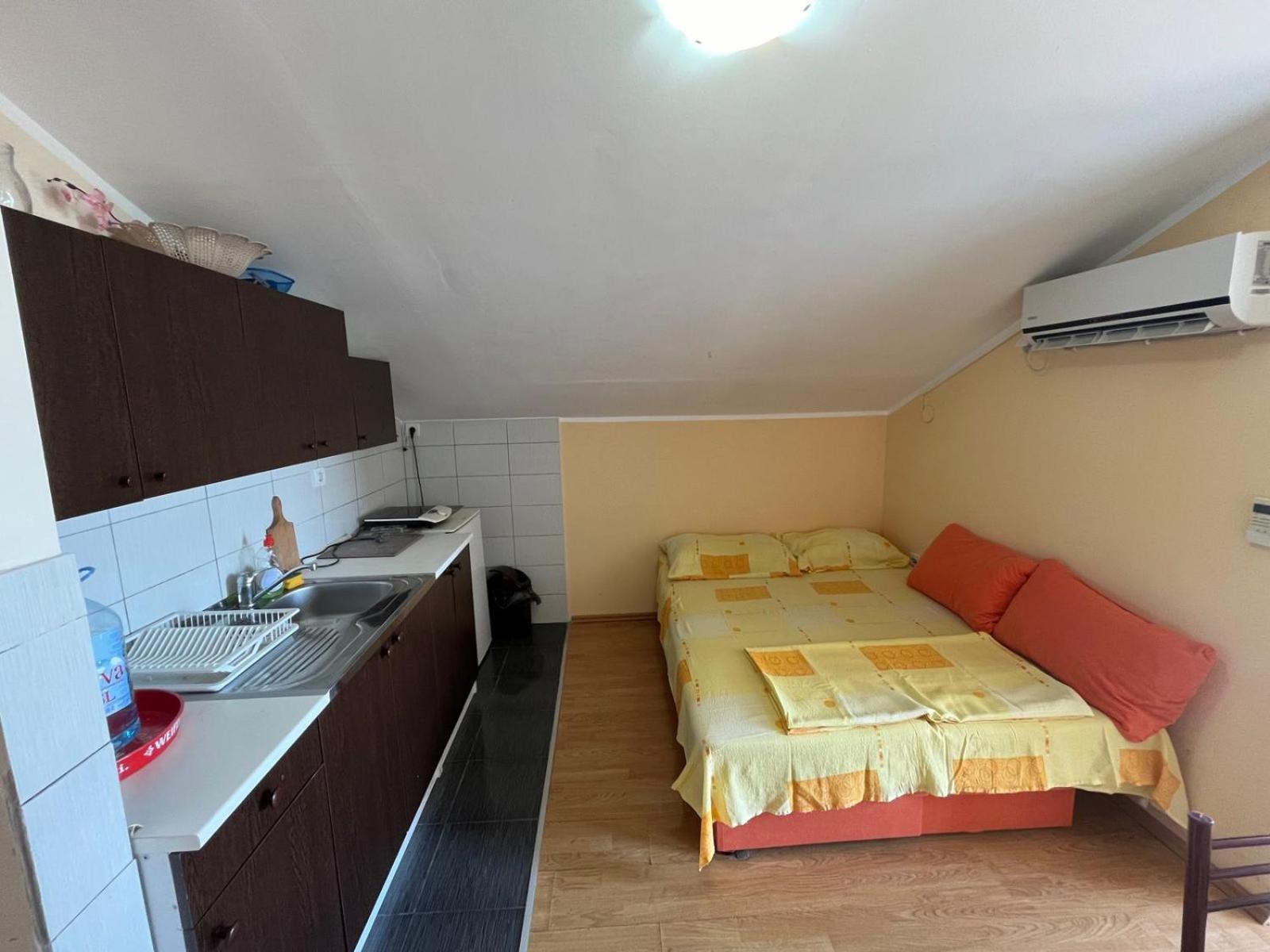 Apartments Mudric แฮร์เซ็ก-โนวี ภายนอก รูปภาพ